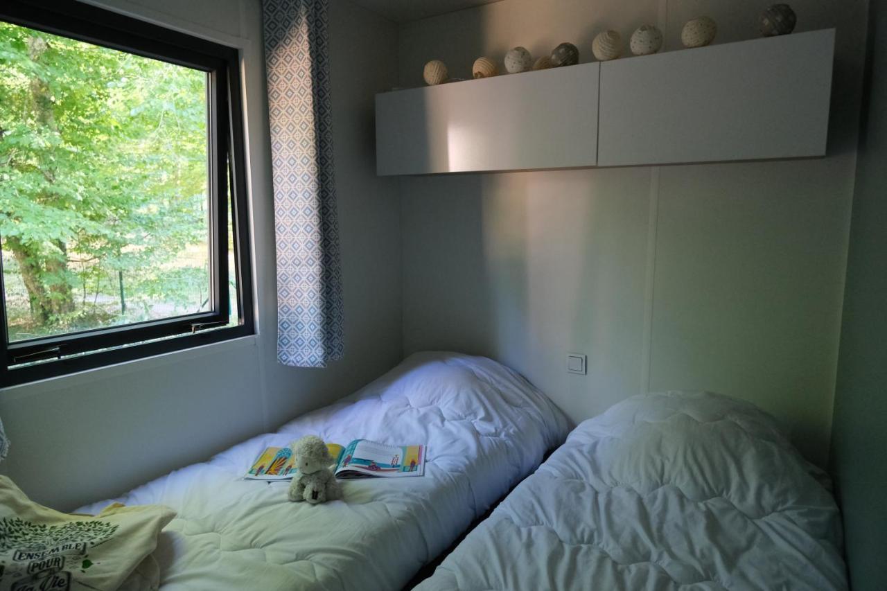 Camping Saint Michel Courtils Esterno foto